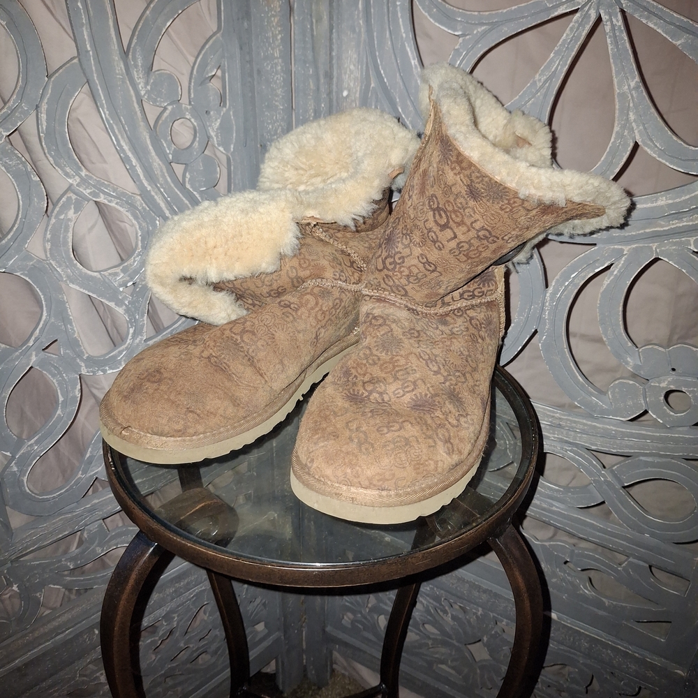 UGG Tan Shearling-Lined Winter Boots